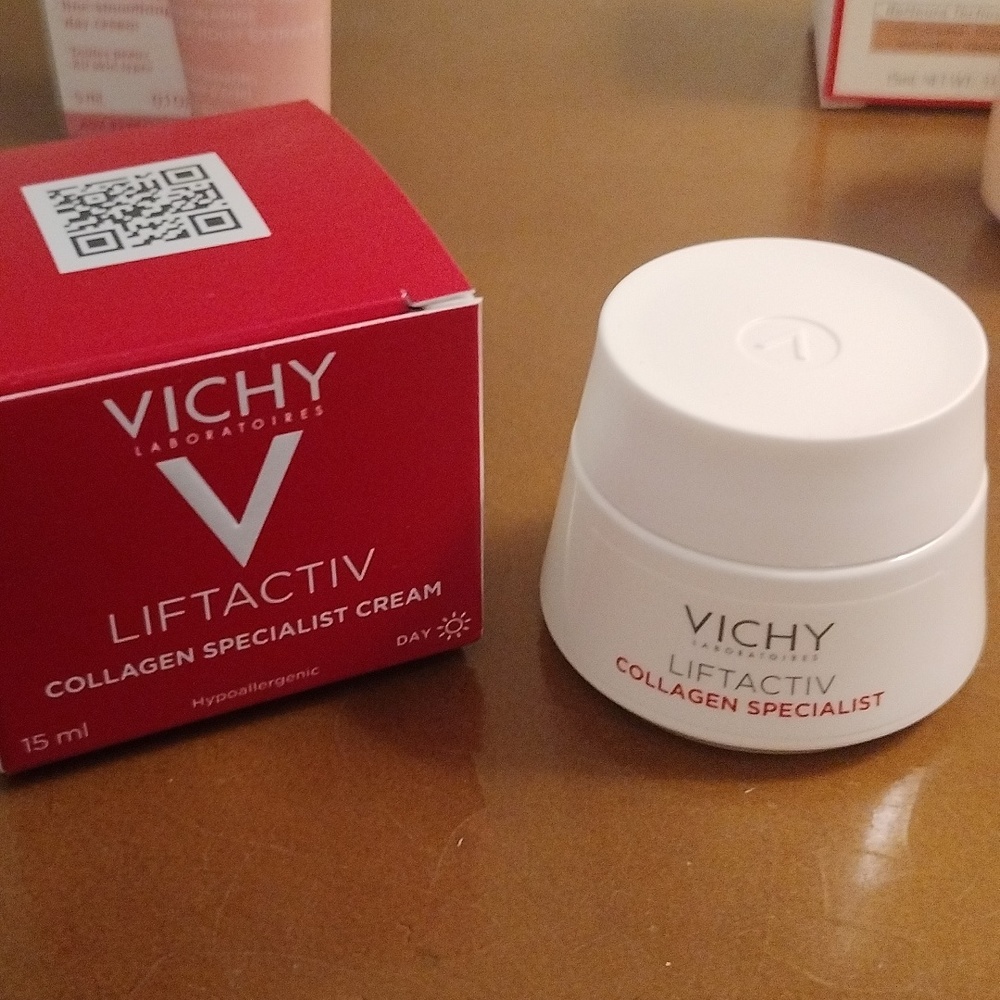 Anti Aging ging Bundle - Picture 3 of 6